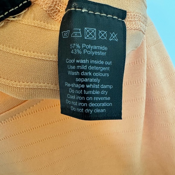 Alphalete Tank Top Muscle Shirt Size M Orange Stretch Sleeveless New No Tag - Picture 4 of 8